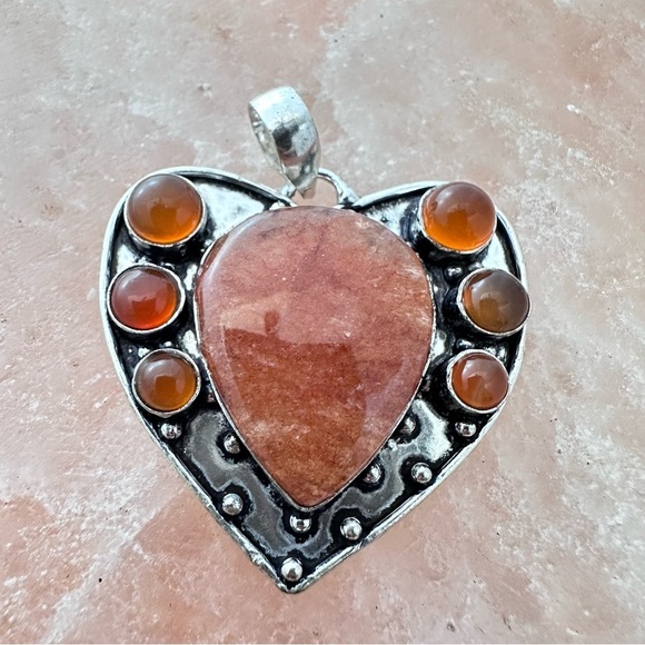 Heart Pendant Red Aventurine And Carnelian Agate Gemstones Silver Tone 3331 - Picture 9 of 9